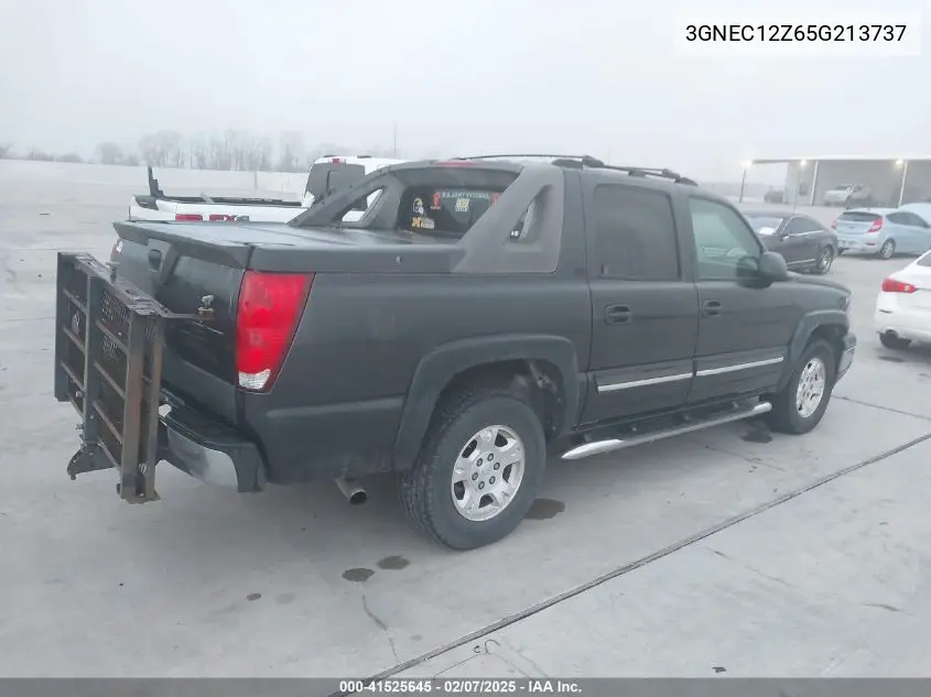 2005 Chevrolet Avalanche 1500 Z66 VIN: 3GNEC12Z65G213737 Lot: 41525645
