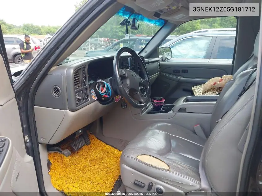 2005 Chevrolet Avalanche 1500 Z71 VIN: 3GNEK12Z05G181712 Lot: 42600356