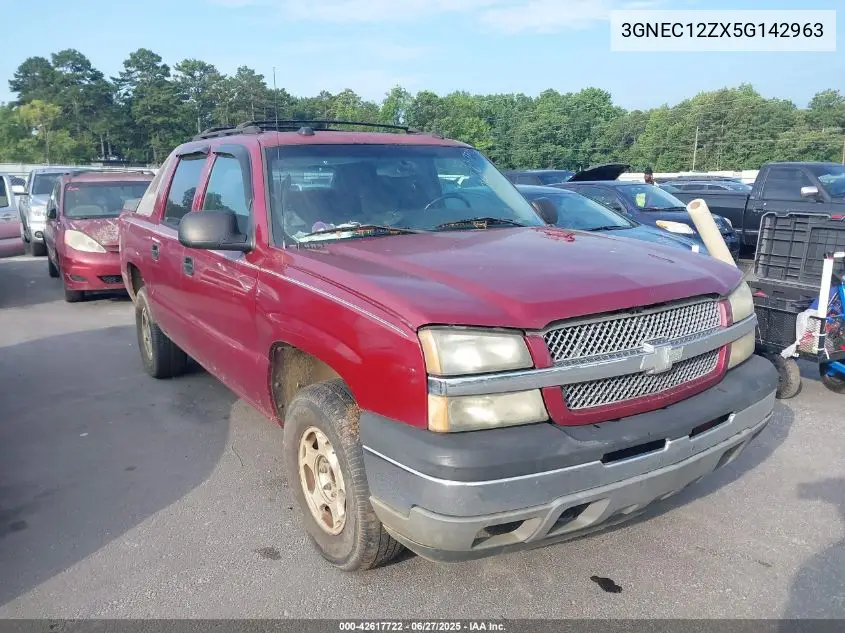 2005 Chevrolet Avalanche C1500 VIN: 3GNEC12ZX5G142963 Lot: 42617722