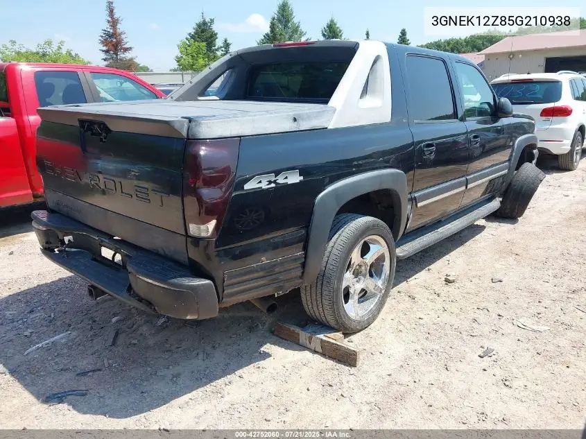 2005 Chevrolet Avalanche 1500 Lt VIN: 3GNEK12Z85G210938 Lot: 42752060