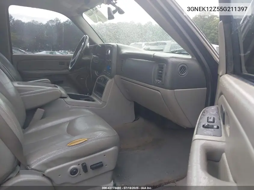 2005 Chevrolet Avalanche 1500 Z71 VIN: 3GNEK12Z55G211397 Lot: 42778480