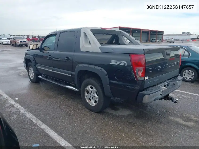 2005 Chevrolet Avalanche 1500 Z71 VIN: 3GNEK12Z25G147657 Lot: 42796735