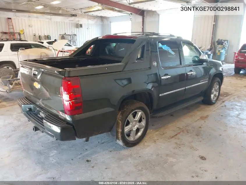 2013 Chevrolet Avalanche Ltz VIN: 3GNTKGE70DG298841 Lot: 42632134
