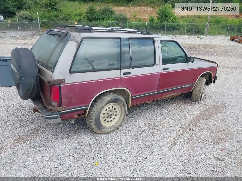1994 Chevrolet Blazer S10 VIN: 1GNDT13W5R2170250 Lot: 42779147