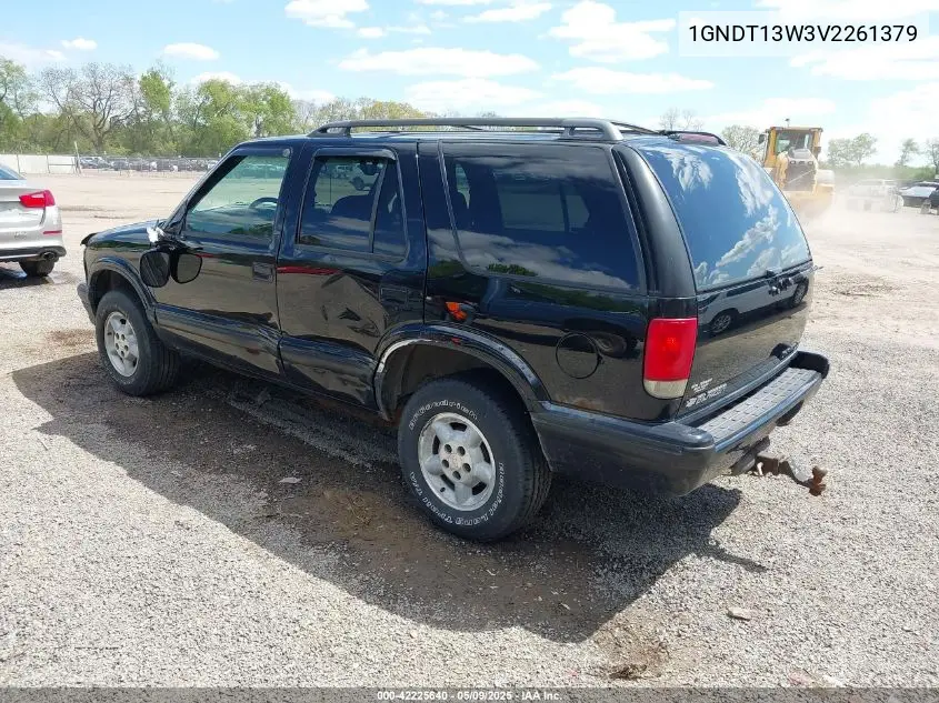 1997 Chevrolet Blazer Ls VIN: 1GNDT13W3V2261379 Lot: 42225640