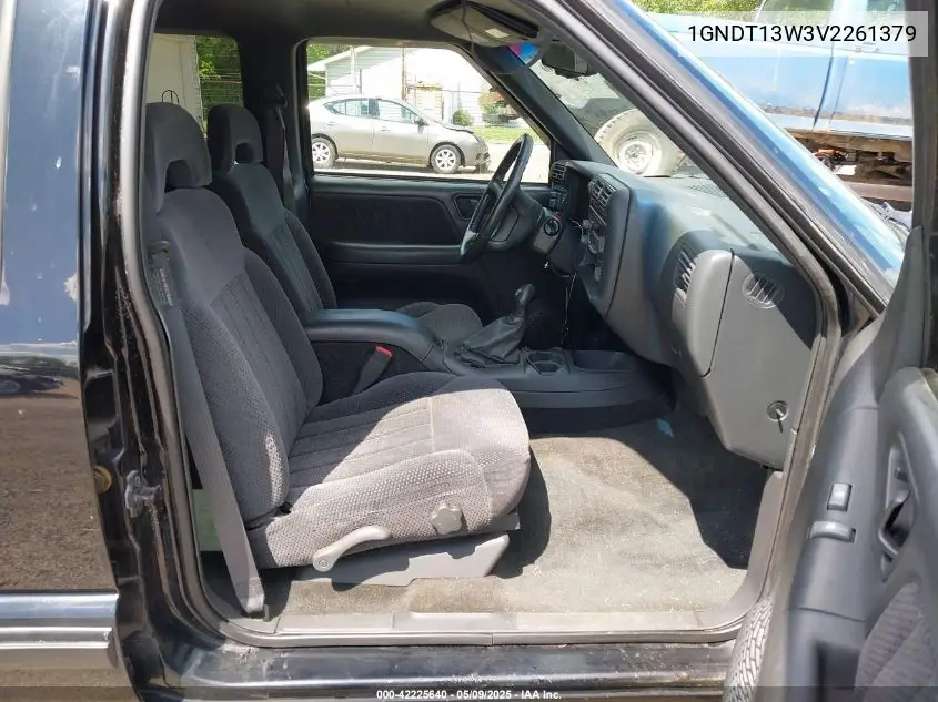 1997 Chevrolet Blazer Ls VIN: 1GNDT13W3V2261379 Lot: 42225640