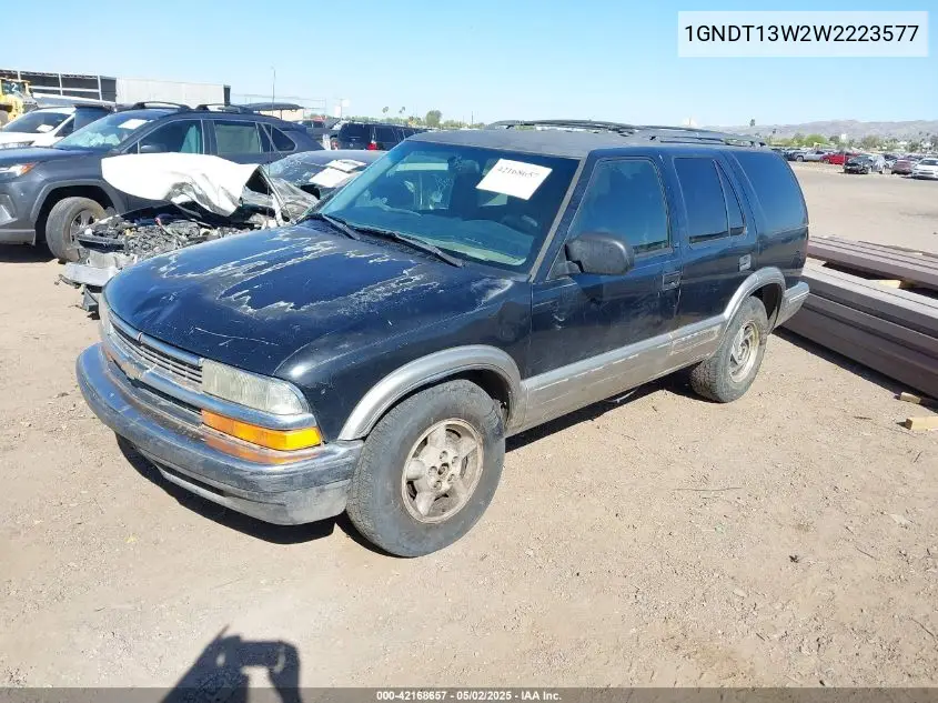 1998 Chevrolet Blazer Ls VIN: 1GNDT13W2W2223577 Lot: 42168657