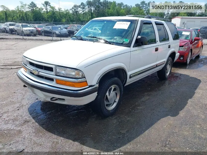 2000 Chevrolet Blazer Ls/Lt/Trailblazer VIN: 1GNDT13W5Y2281556 Lot: 42202176