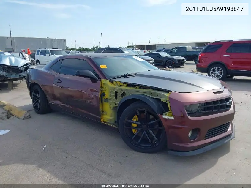 2010 Chevrolet Camaro 1Ss VIN: 2G1FJ1EJ5A9198847 Lot: 42228247