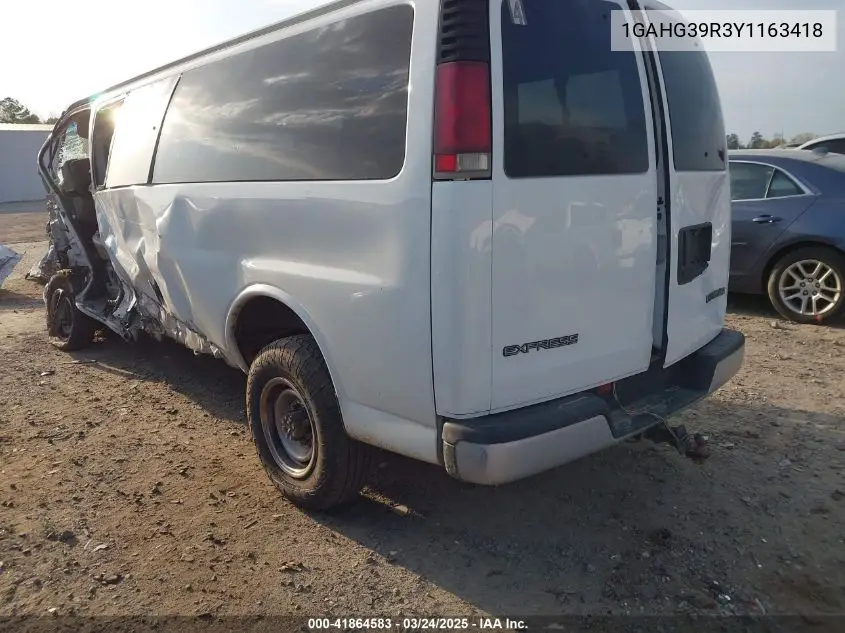 2000 Chevrolet Express VIN: 1GAHG39R3Y1163418 Lot: 41864583