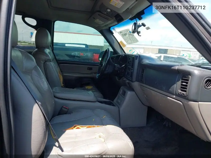 2001 Chevrolet Suburban 1500 Ls VIN: 3GNFK16T11G237712 Lot: 42439831