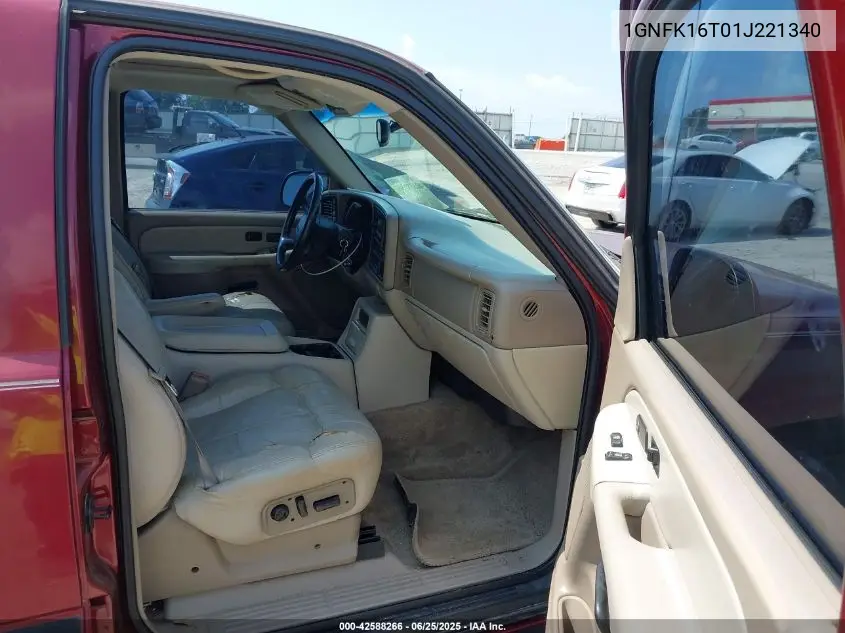 2001 Chevrolet Suburban 1500 Lt VIN: 1GNFK16T01J221340 Lot: 42588266
