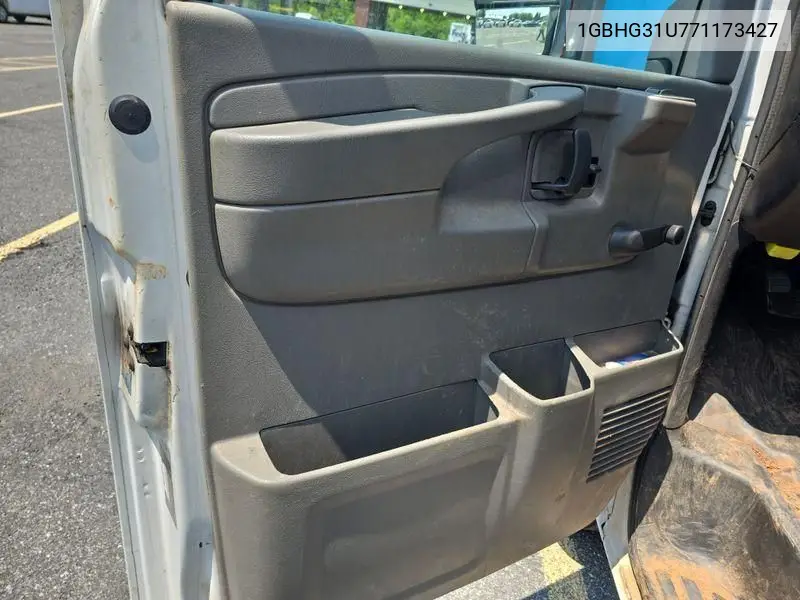 2007 Chevrolet Express G3500 VIN: 1GBHG31U771173427 Lot: 42624685