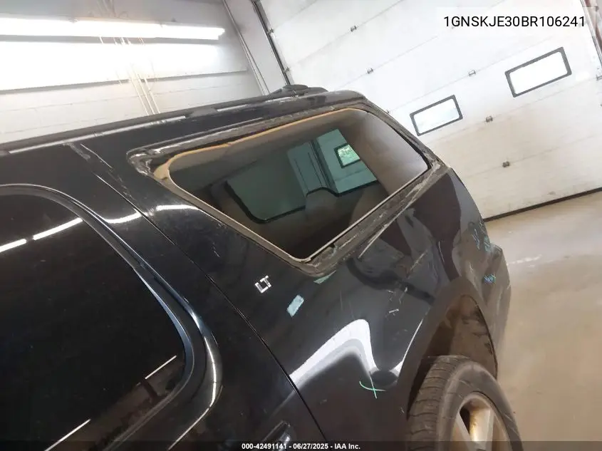 2011 Chevrolet Suburban 1500 Lt1 VIN: 1GNSKJE30BR106241 Lot: 42491141