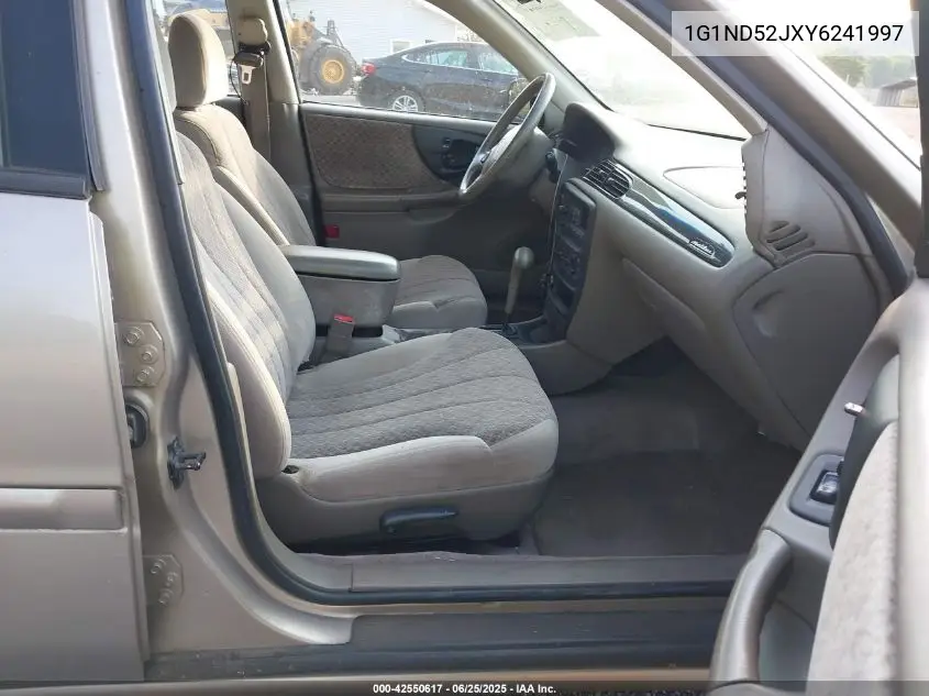 2000 Chevrolet Malibu VIN: 1G1ND52JXY6241997 Lot: 42550617
