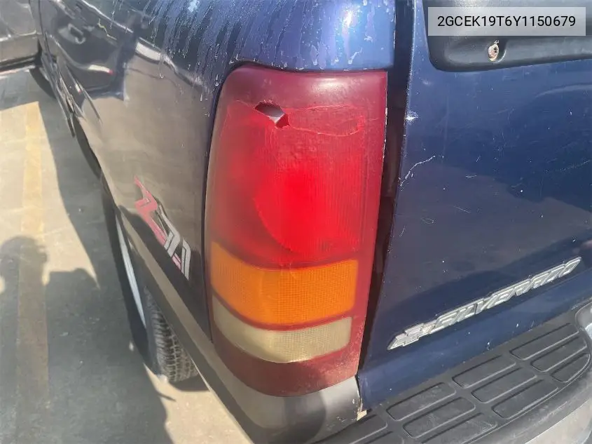 2000 Chevrolet Silverado K1500 VIN: 2GCEK19T6Y1150679 Lot: 42812660
