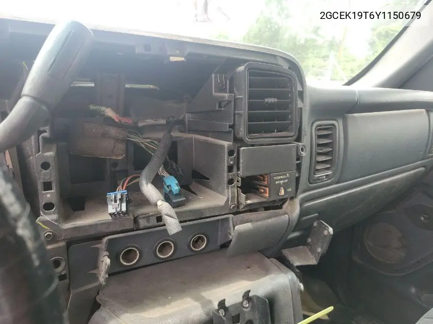 2000 Chevrolet Silverado K1500 VIN: 2GCEK19T6Y1150679 Lot: 42812660
