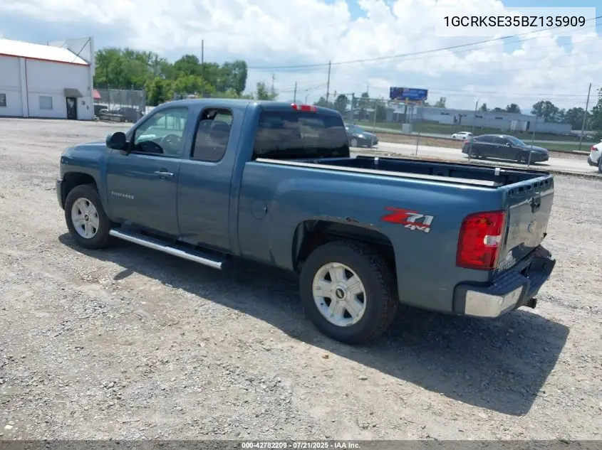 2011 Chevrolet Silverado 1500 Lt VIN: 1GCRKSE35BZ135909 Lot: 42782209