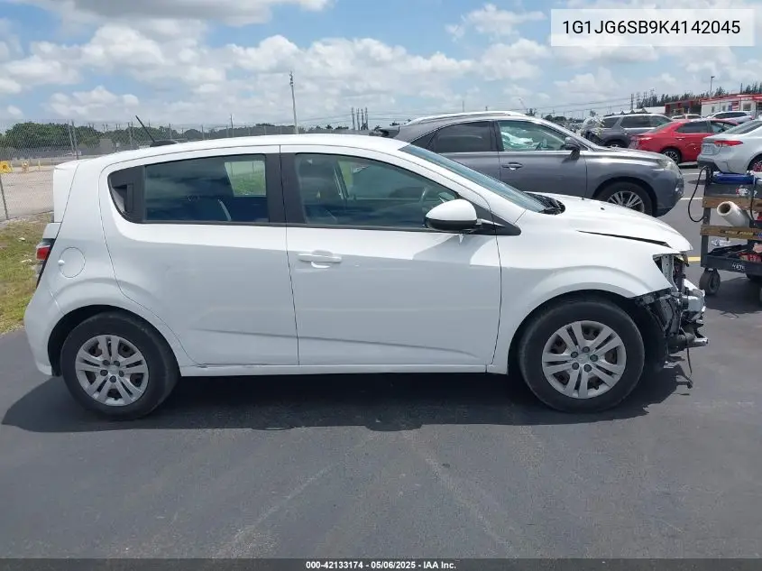 2019 Chevrolet Sonic Lt Auto VIN: 1G1JG6SB9K4142045 Lot: 42133174