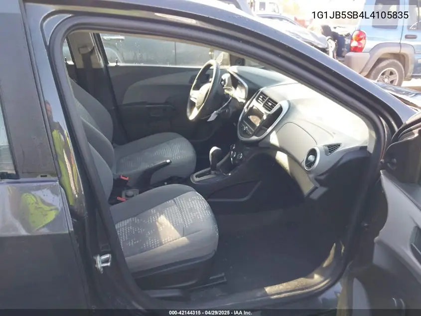 2020 Chevrolet Sonic Fwd Ls VIN: 1G1JB5SB4L4105835 Lot: 42144315