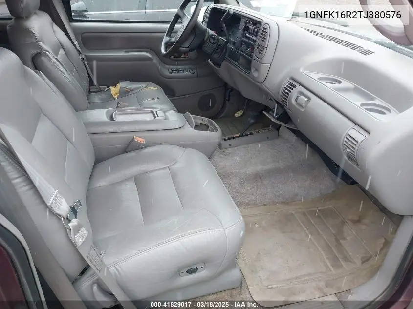 1996 Chevrolet Suburban K1500 VIN: 1GNFK16R2TJ380576 Lot: 41829017