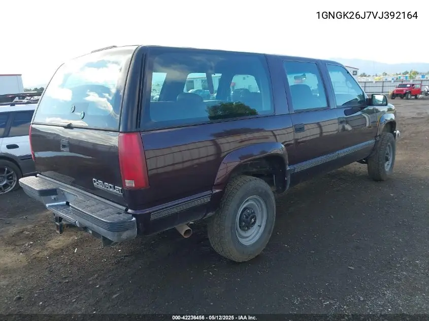 1997 Chevrolet Suburban K2500 VIN: 1GNGK26J7VJ392164 Lot: 42236456