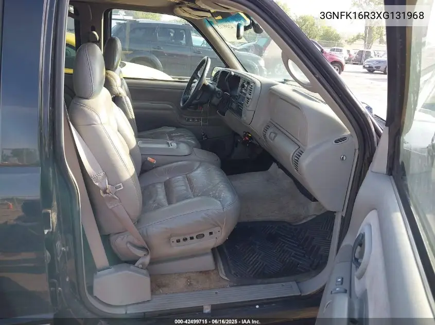 1999 Chevrolet Suburban 1500 Lt VIN: 3GNFK16R3XG131968 Lot: 42499715