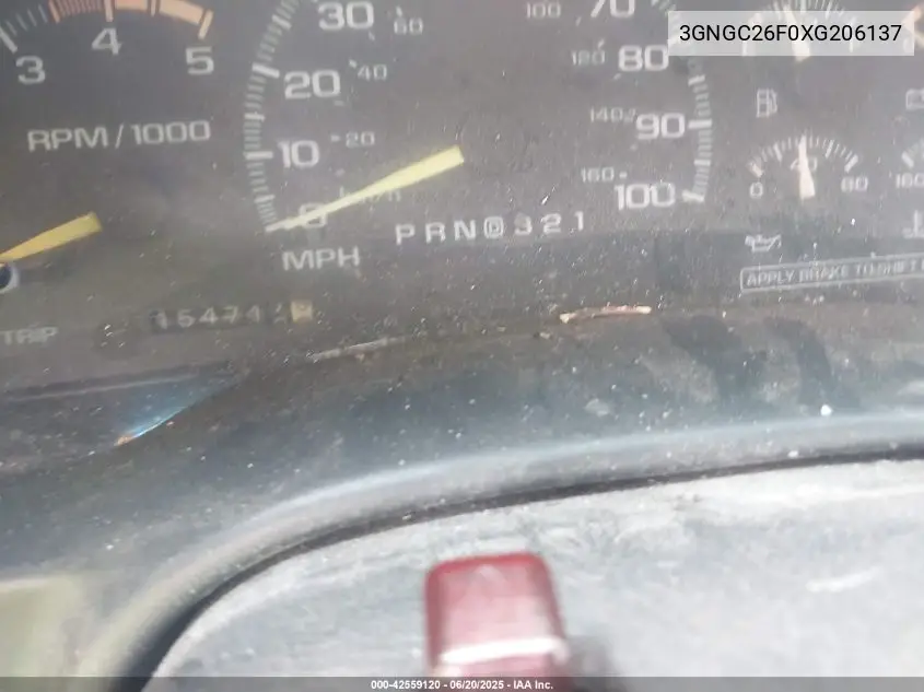 1999 Chevrolet Suburban 2500 VIN: 3GNGC26F0XG206137 Lot: 42559120