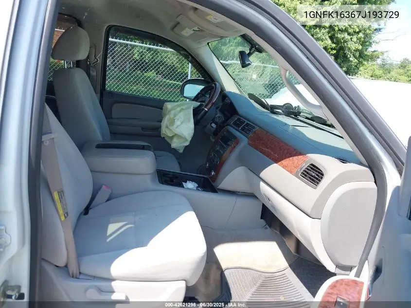 2007 Chevrolet Suburban K1500 VIN: 1GNFK16367J193729 Lot: 42621298
