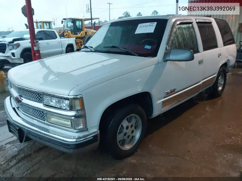 1995 Chevrolet Tahoe C1500 VIN: 1GNEC13K3SJ392069 Lot: 42192301