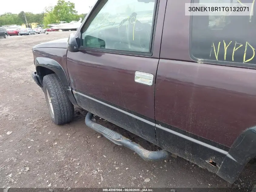 1996 Chevrolet Tahoe K1500 VIN: 3GNEK18R1TG132071 Lot: 42397004