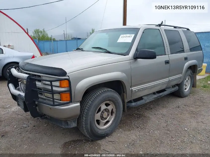 2000 Chevrolet Tahoe Z71 VIN: 1GNEK13R5YR109116 Lot: 42249303
