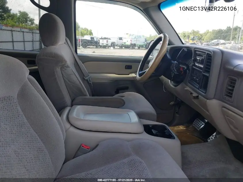 1GNEC13V42R226106 2002 Chevrolet Tahoe Ls