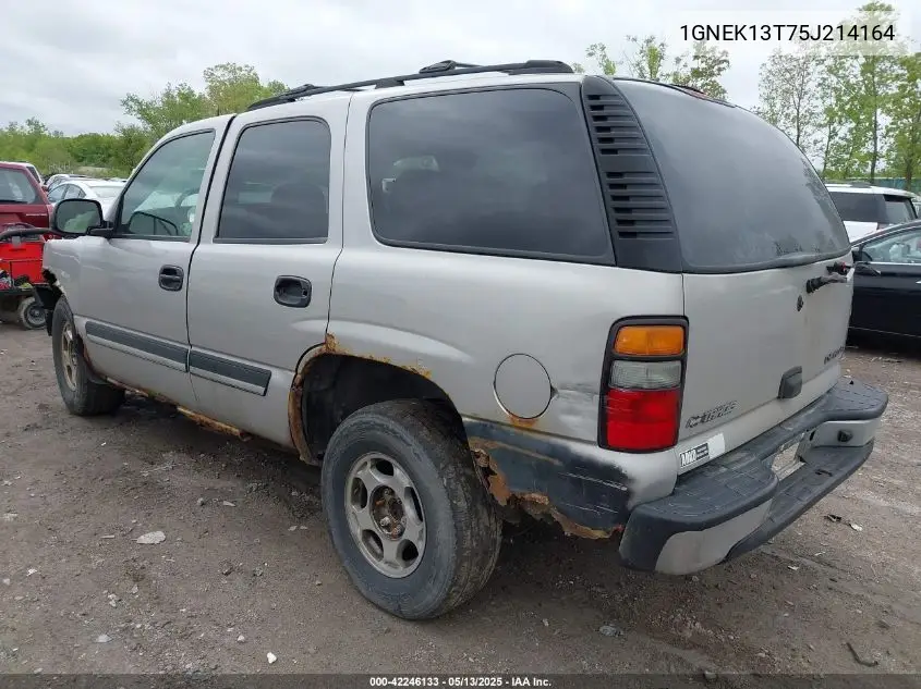 2005 Chevrolet Tahoe Ls VIN: 1GNEK13T75J214164 Lot: 42246133