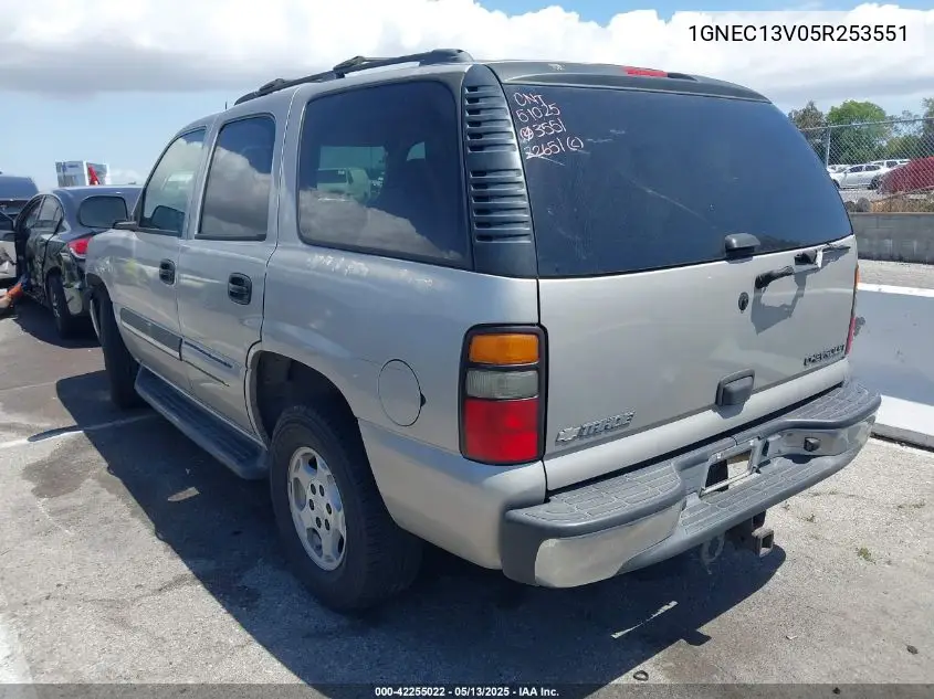 2005 Chevrolet Tahoe Ls VIN: 1GNEC13V05R253551 Lot: 42255022