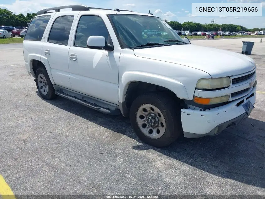 2005 Chevrolet Tahoe Z71 VIN: 1GNEC13T05R219656 Lot: 42802342