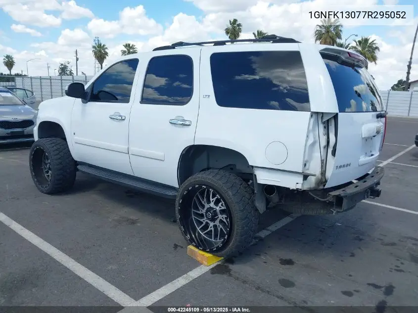 2007 Chevrolet Tahoe Ltz VIN: 1GNFK13077R295052 Lot: 42245109