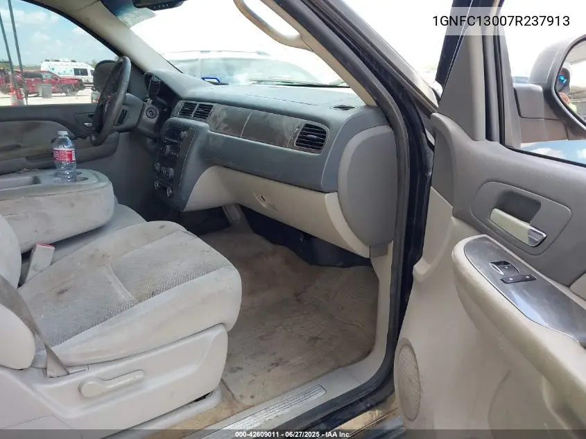 2007 Chevrolet Tahoe Ls VIN: 1GNFC13007R237913 Lot: 42609011