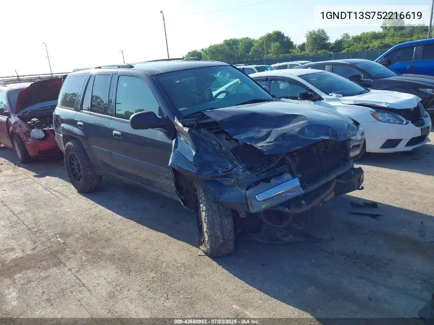 2005 Chevrolet Trailblazer Ls VIN: 1GNDT13S752216619 Lot: 42650953