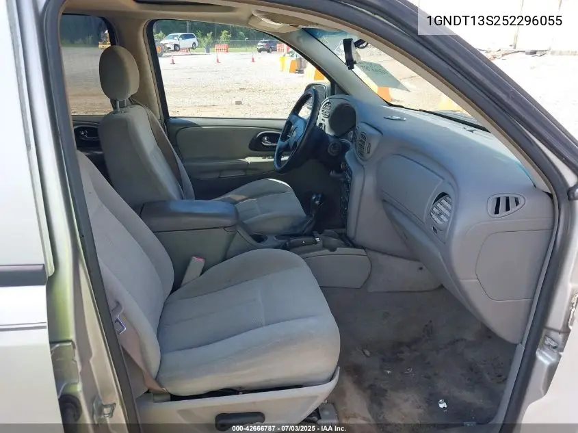 2005 Chevrolet Trailblazer Ls VIN: 1GNDT13S252296055 Lot: 42666787