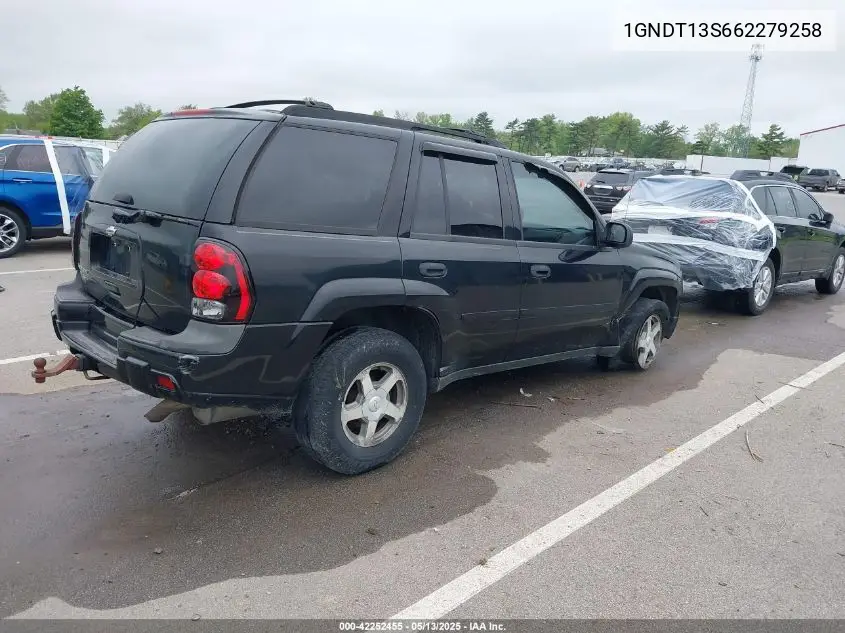 2006 Chevrolet Trailblazer Ls VIN: 1GNDT13S662279258 Lot: 42252455