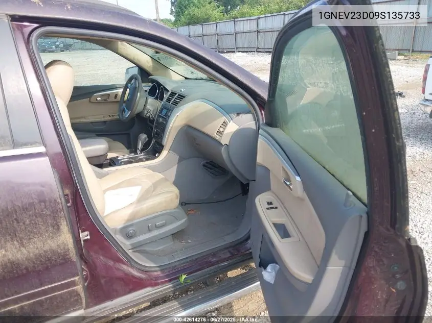 2009 Chevrolet Traverse Lt VIN: 1GNEV23D09S135733 Lot: 42614276