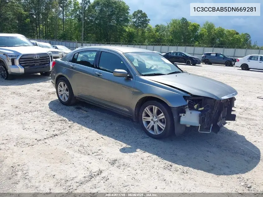 2013 Chrysler 200 Lx VIN: 1C3CCBAB5DN669281 Lot: 42611708