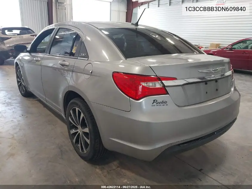 2013 Chrysler 200 Touring VIN: 1C3CCBBB3DN609840 Lot: 42622114