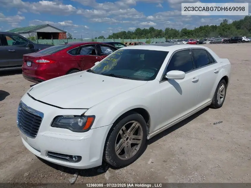 2013 Chrysler 300 S VIN: 2C3CCABG7DH669098 Lot: 12360385