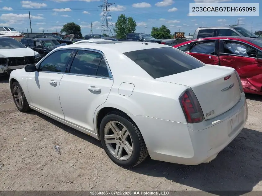2013 Chrysler 300 S VIN: 2C3CCABG7DH669098 Lot: 12360385