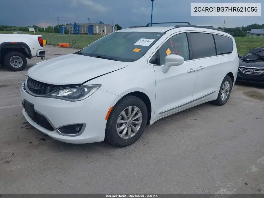 2017 Chrysler Pacifica Touring-L VIN: 2C4RC1BG7HR621056 Lot: 42616262