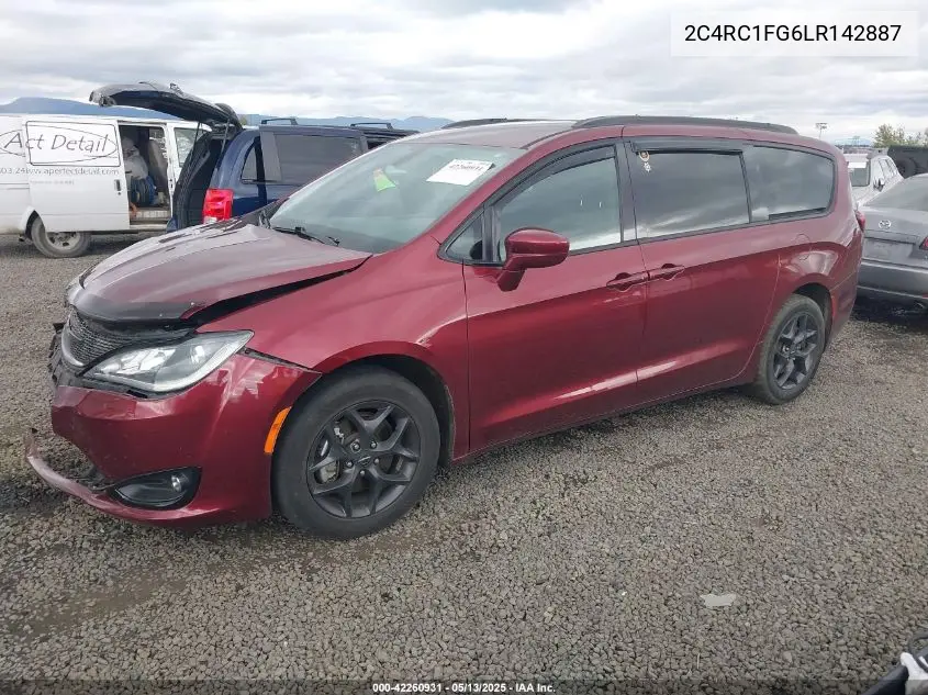 2020 Chrysler Pacifica Touring VIN: 2C4RC1FG6LR142887 Lot: 42260931