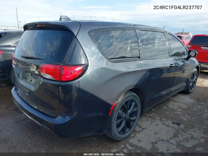 2020 Chrysler Pacifica Touring VIN: 2C4RC1FG4LR237707 Lot: 42613852