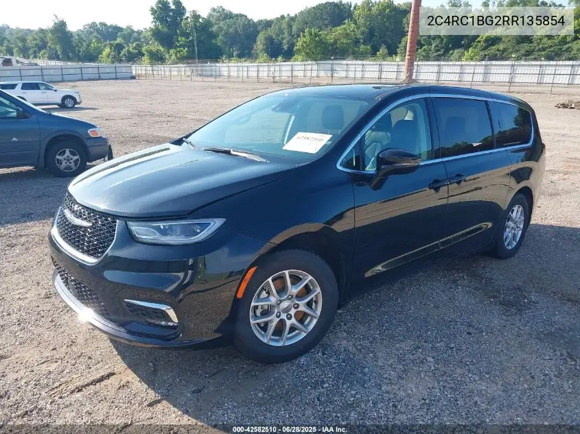 2024 Chrysler Pacifica Touring L VIN: 2C4RC1BG2RR135854 Lot: 42582510